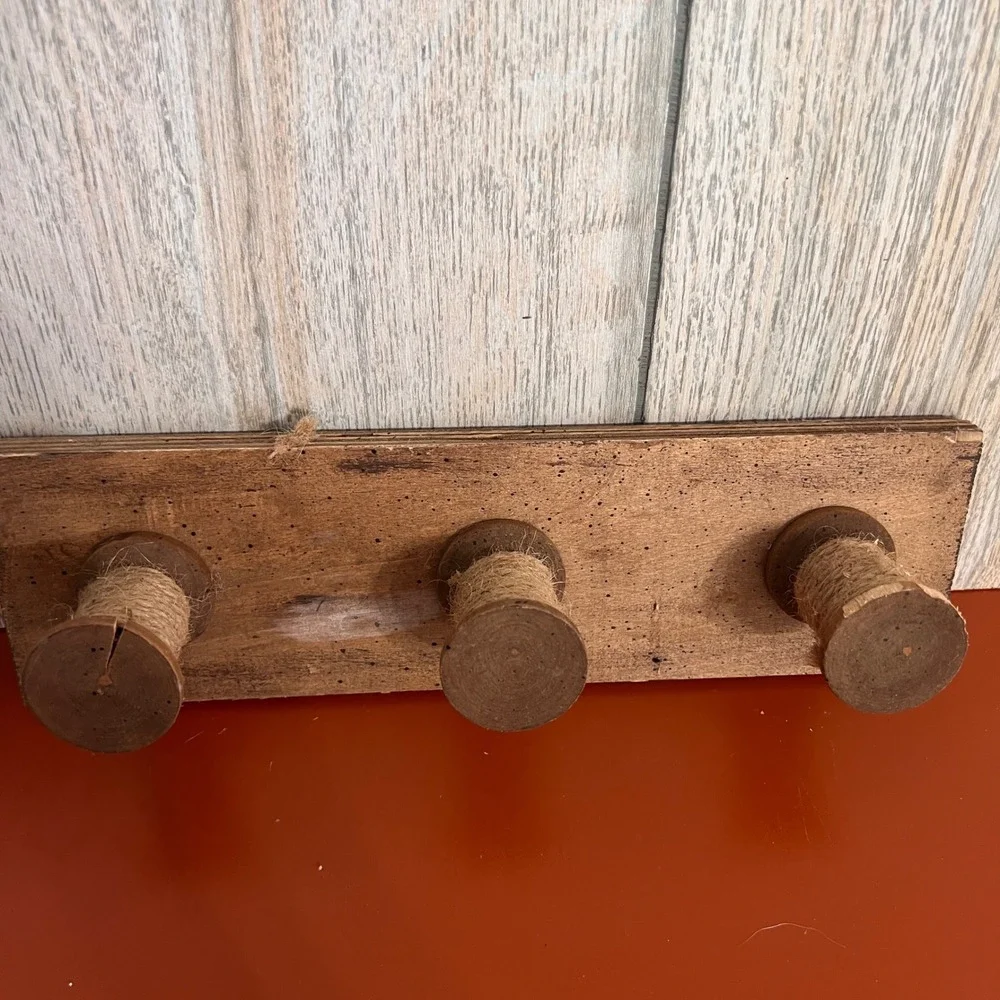 Rustic Wood Spool Wall Rack 3 Hook Farmhouse Twine Wrapped Peg Coat Hanger